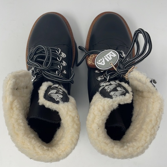 Mia Regis-SH Black Malta Lace-up Boot - Picture 5 of 13